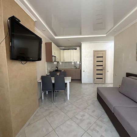 Apartment In Khmelnytsky Street Львов Экстерьер фото