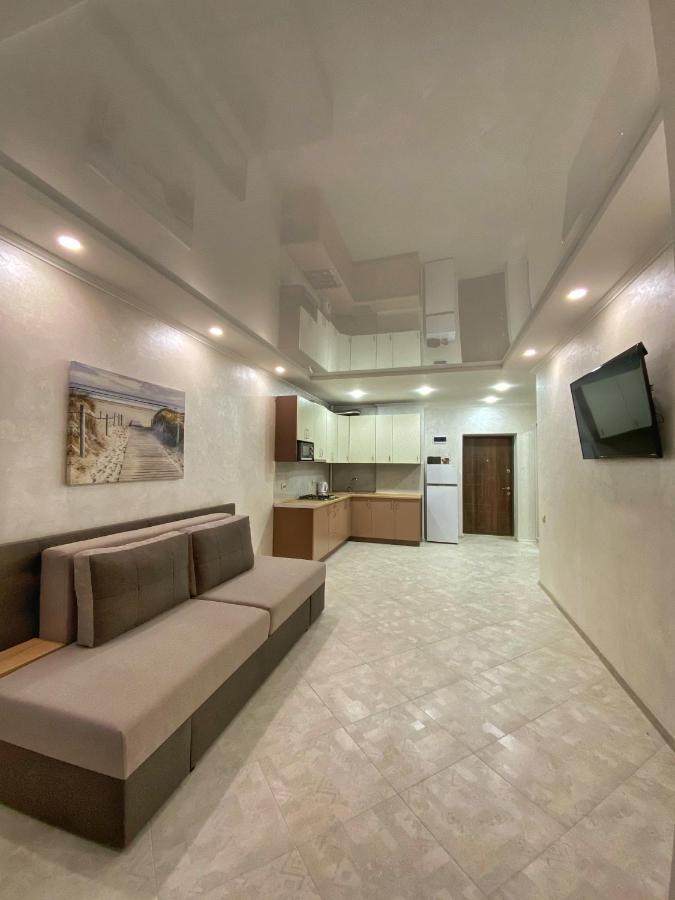 Apartment In Khmelnytsky Street Львов Экстерьер фото