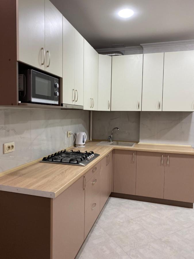 Apartment In Khmelnytsky Street Львов Экстерьер фото