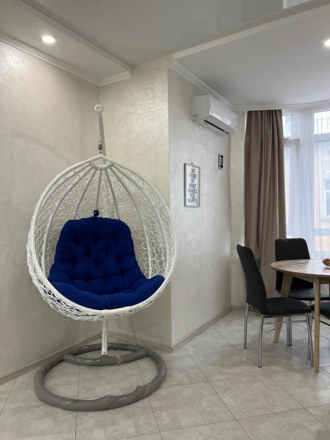 Apartment In Khmelnytsky Street Львов Экстерьер фото