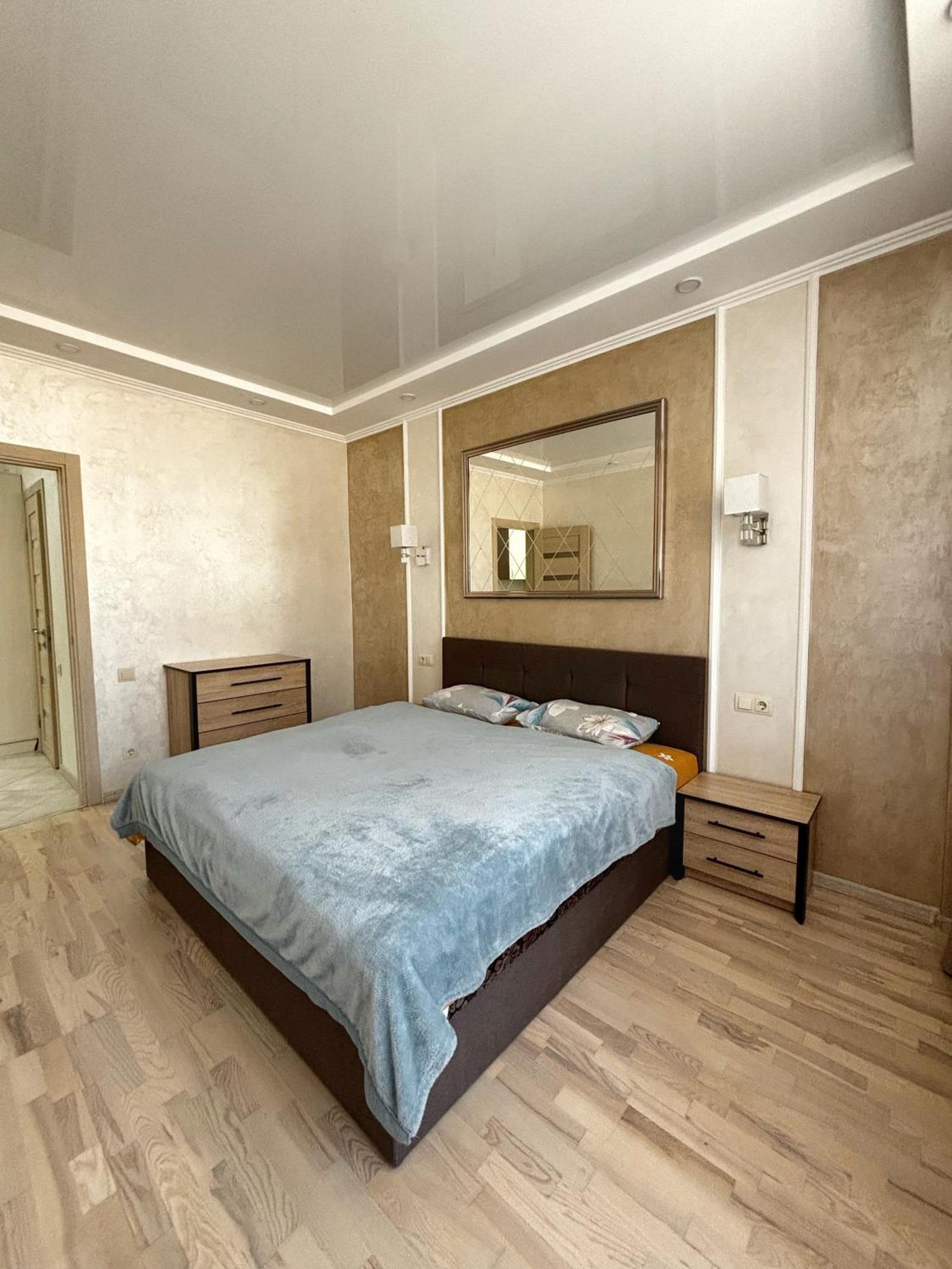 Apartment In Khmelnytsky Street Львов Экстерьер фото